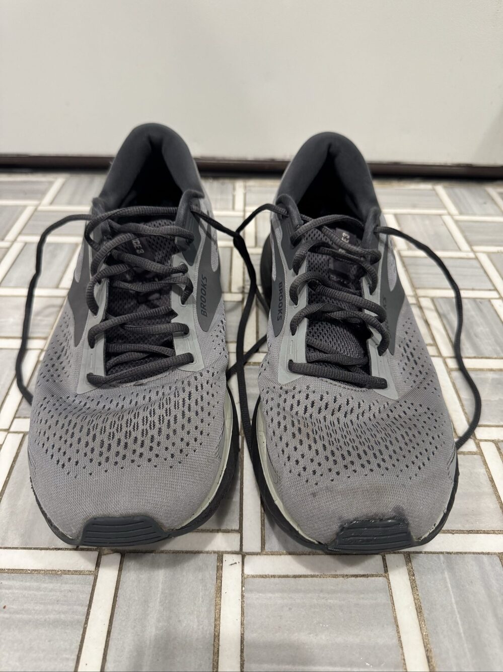 Men’s Brooks Trace 3 Running Shoes – Gray Black – 13 D Medium